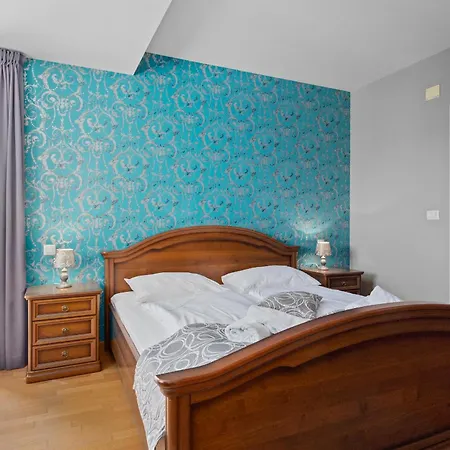 Minerva Hotel